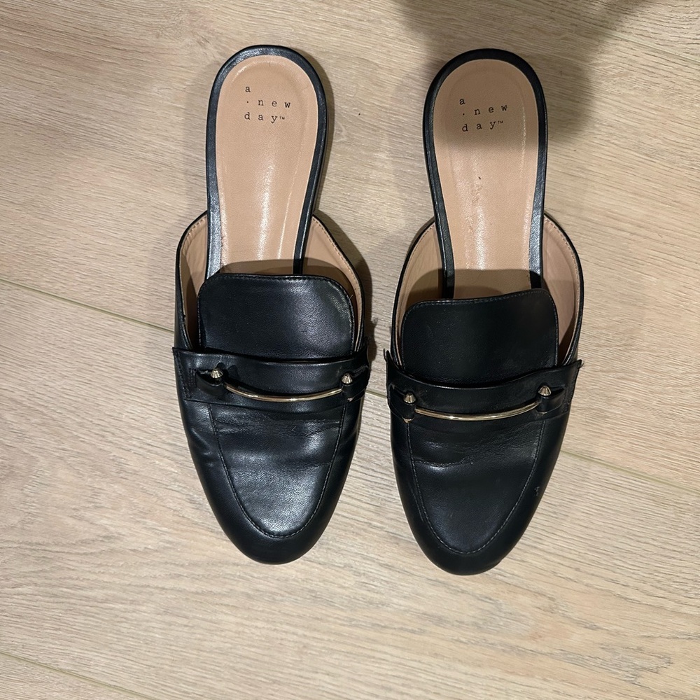A New Day Women's Black Leather Mules